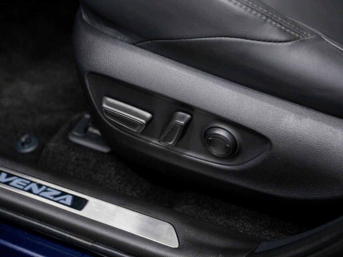 Купить Toyota Venza с пробегом. Фото: #15