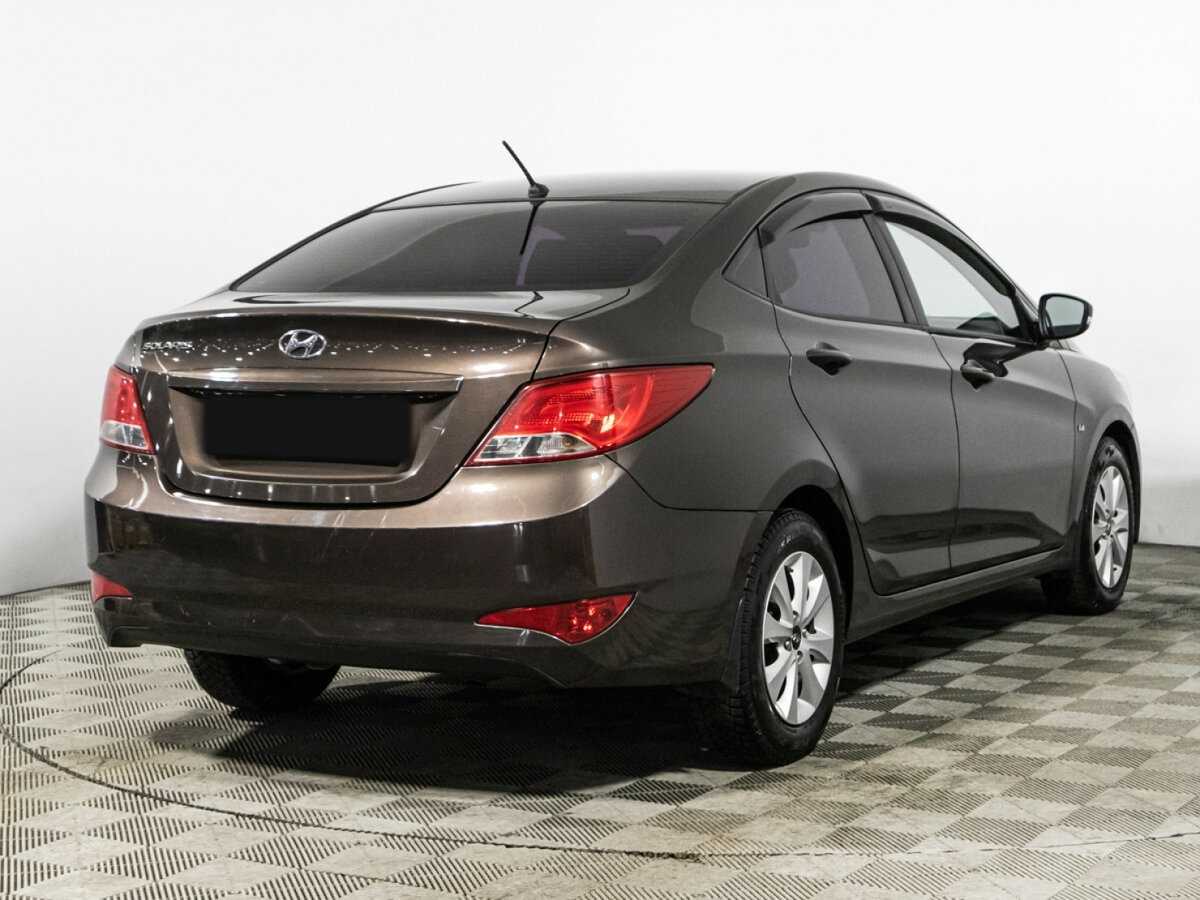 Купить Hyundai Solaris с пробегом. Фото: #4