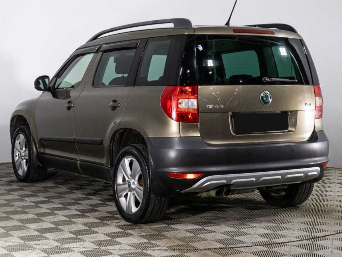 Купить Skoda Yeti с пробегом. Фото: #6