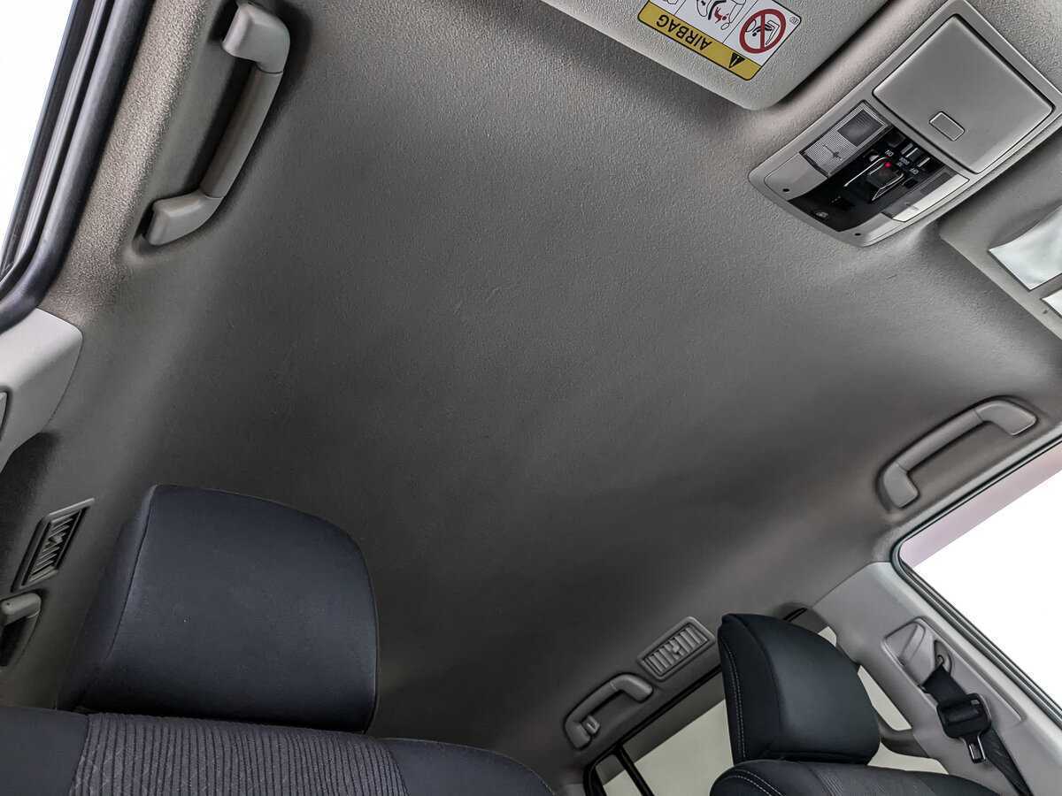 Купить Toyota Land Cruiser Prado с пробегом. Фото: #21