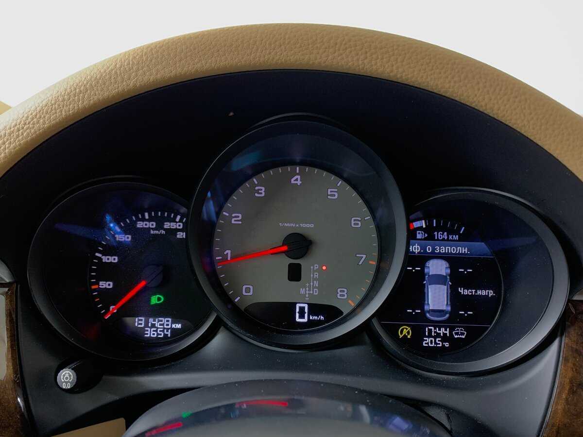 Купить Porsche Macan с пробегом. Фото: #14