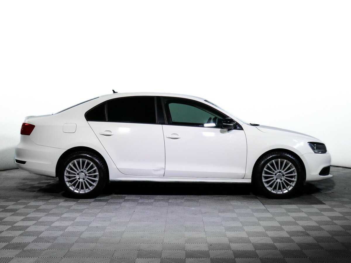 Купить Volkswagen Jetta с пробегом. Фото: #3
