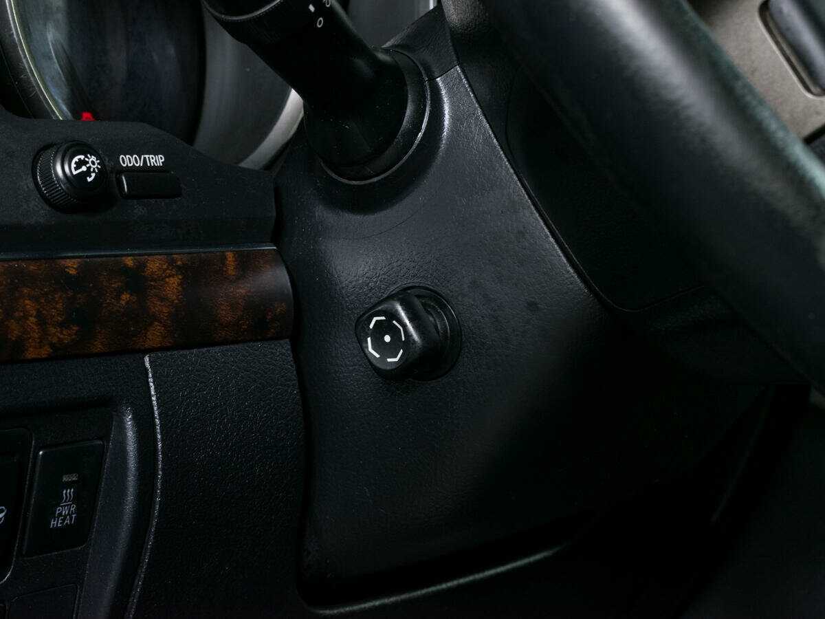 Купить Toyota Land Cruiser с пробегом. Фото: #16