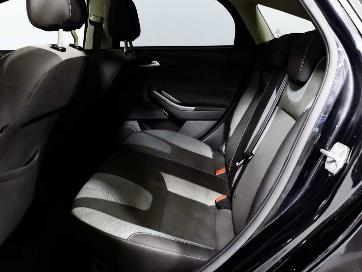 Купить Ford Focus с пробегом. Фото: #11