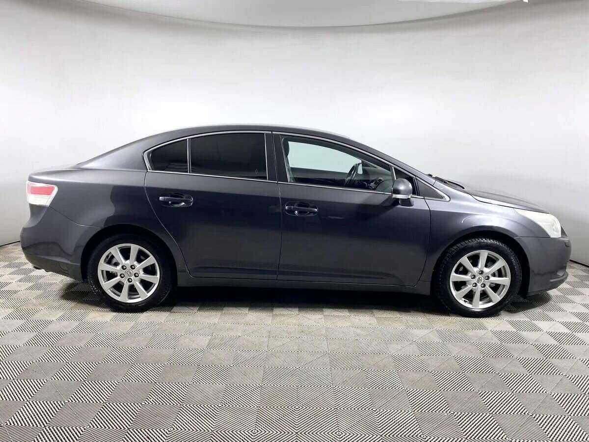 Купить Toyota Avensis с пробегом. Фото: #3