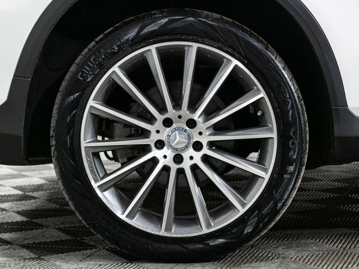 Купить Mercedes-Benz GLC с пробегом. Фото: #17