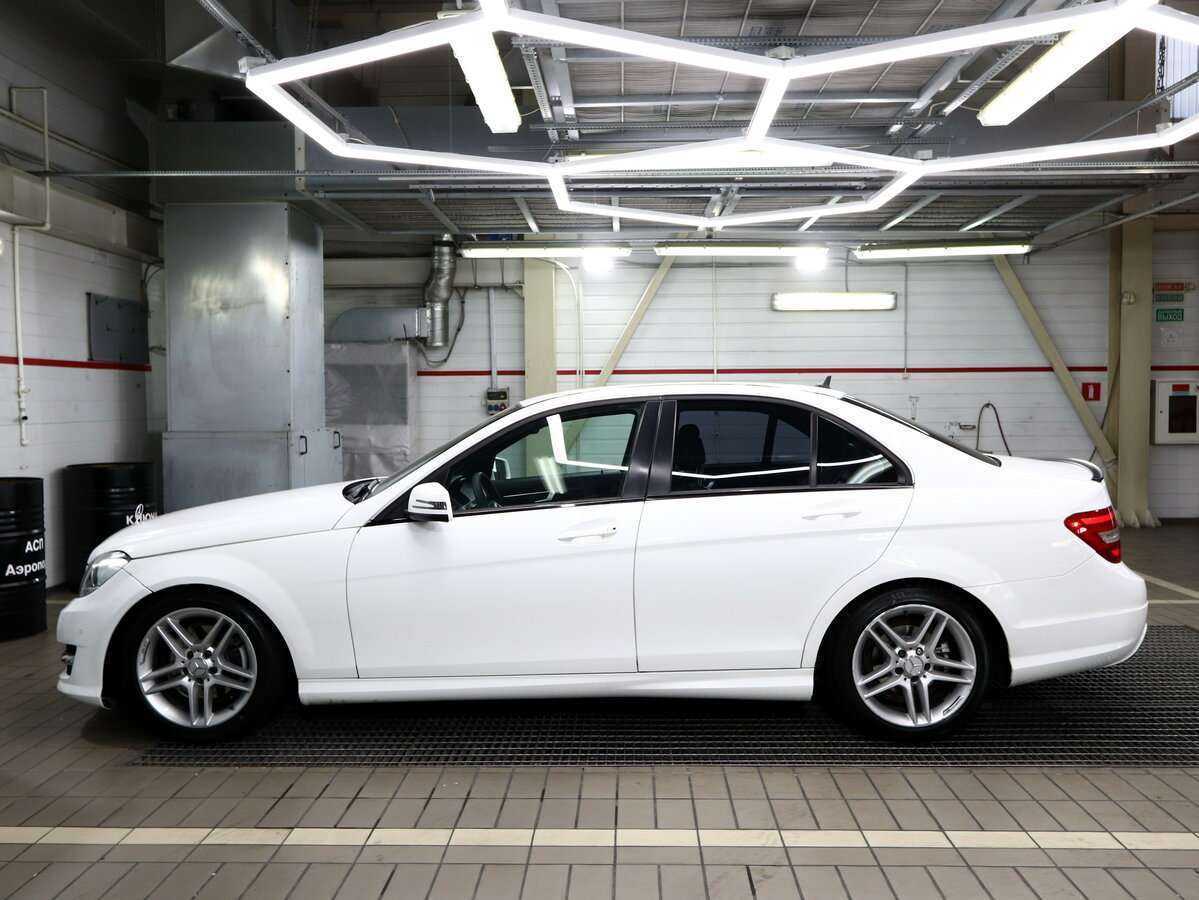 Купить Mercedes-Benz C-Класс с пробегом. Фото: #4