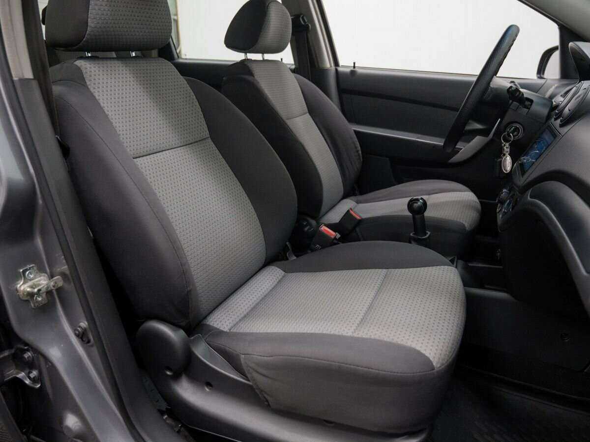 Купить Chevrolet Aveo с пробегом. Фото: #7