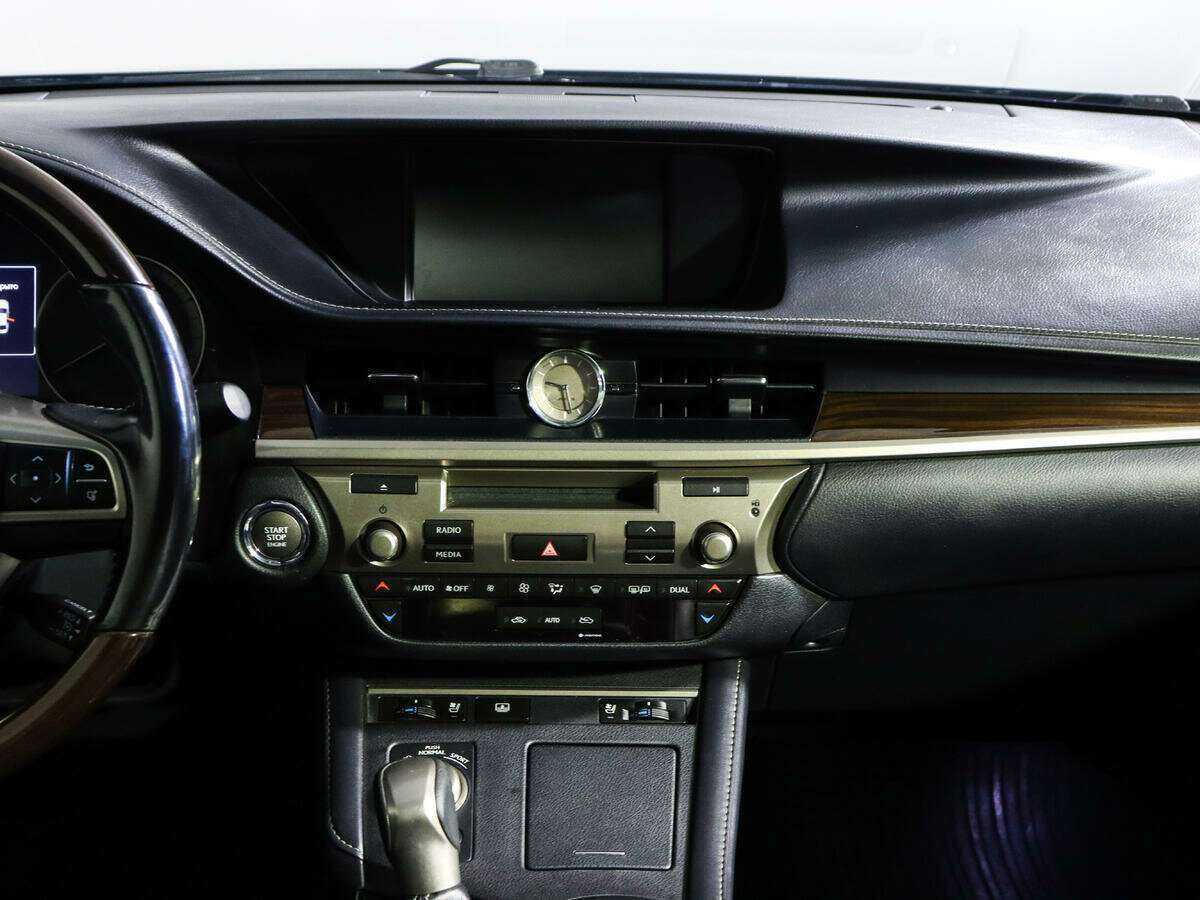 Купить Lexus ES с пробегом. Фото: #9