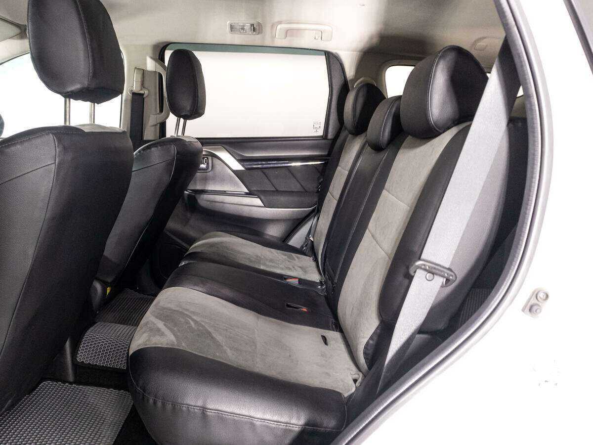 Купить Mitsubishi Pajero Sport с пробегом. Фото: #9