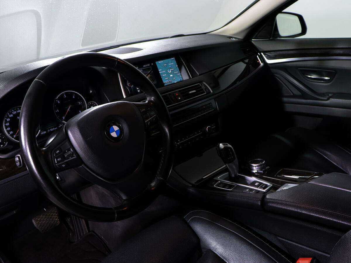 Купить BMW 5 серии с пробегом. Фото: #10