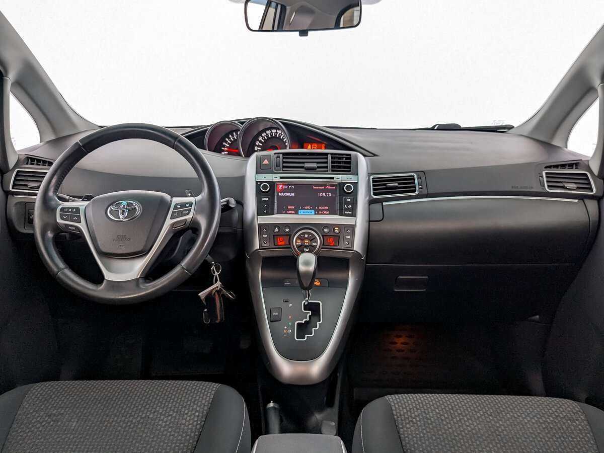 Купить Toyota Verso с пробегом. Фото: #11