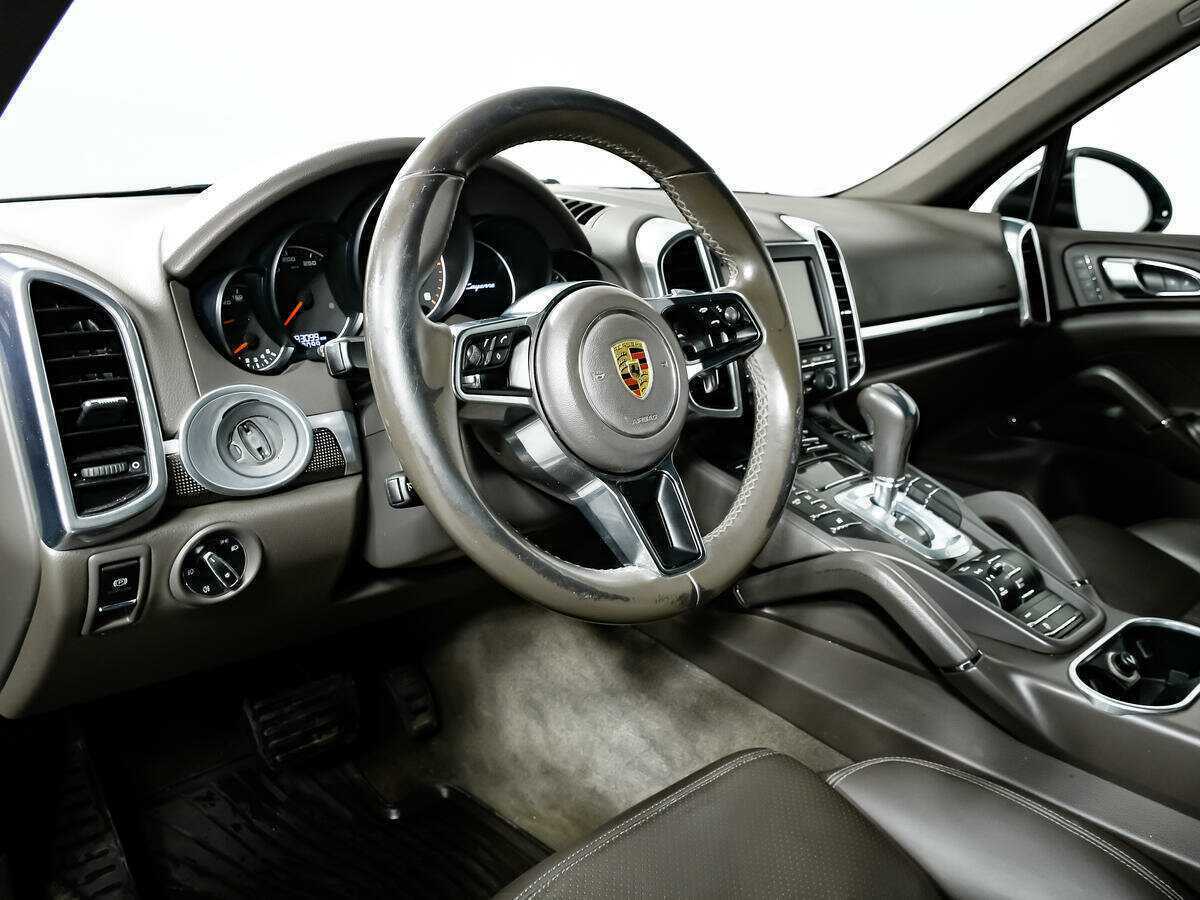 Купить Porsche Cayenne с пробегом. Фото: #10
