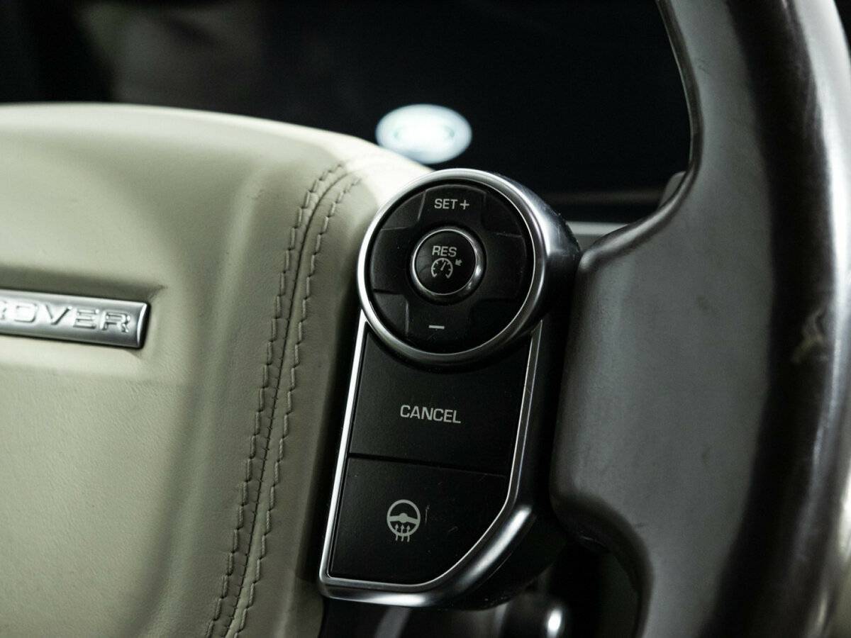 Купить Land Rover Range Rover с пробегом. Фото: #23
