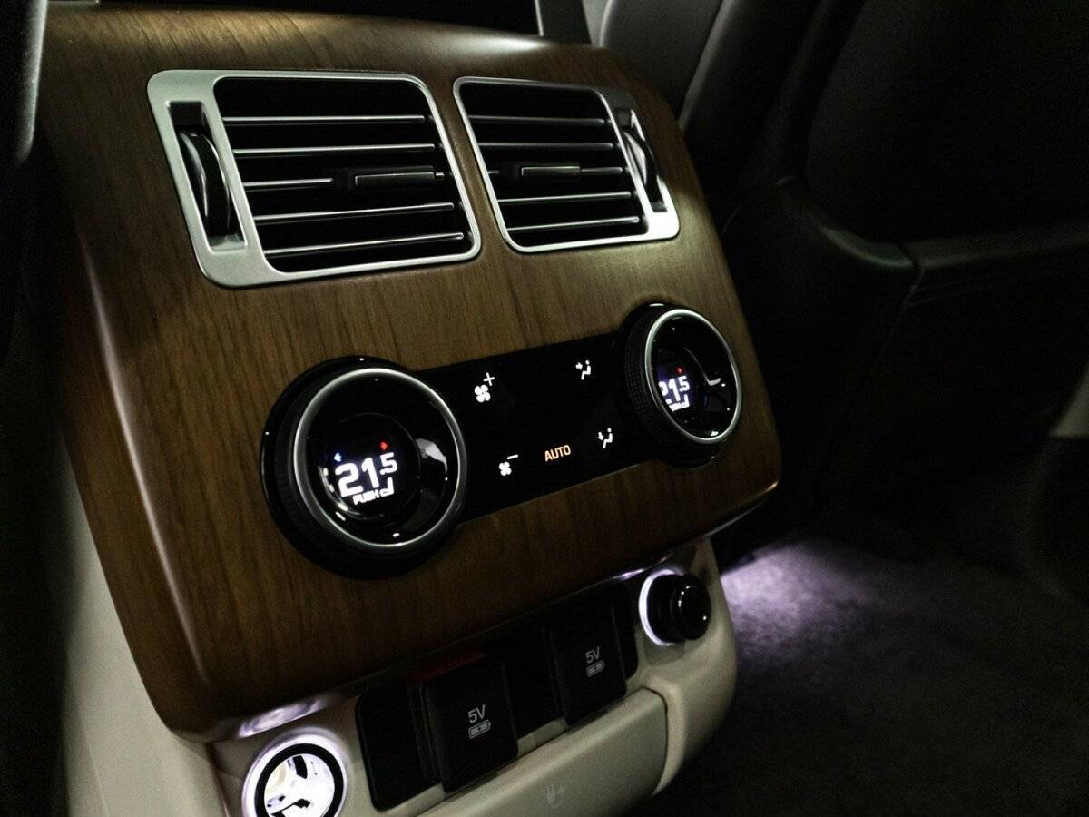 Купить Land Rover Range Rover с пробегом. Фото: #21
