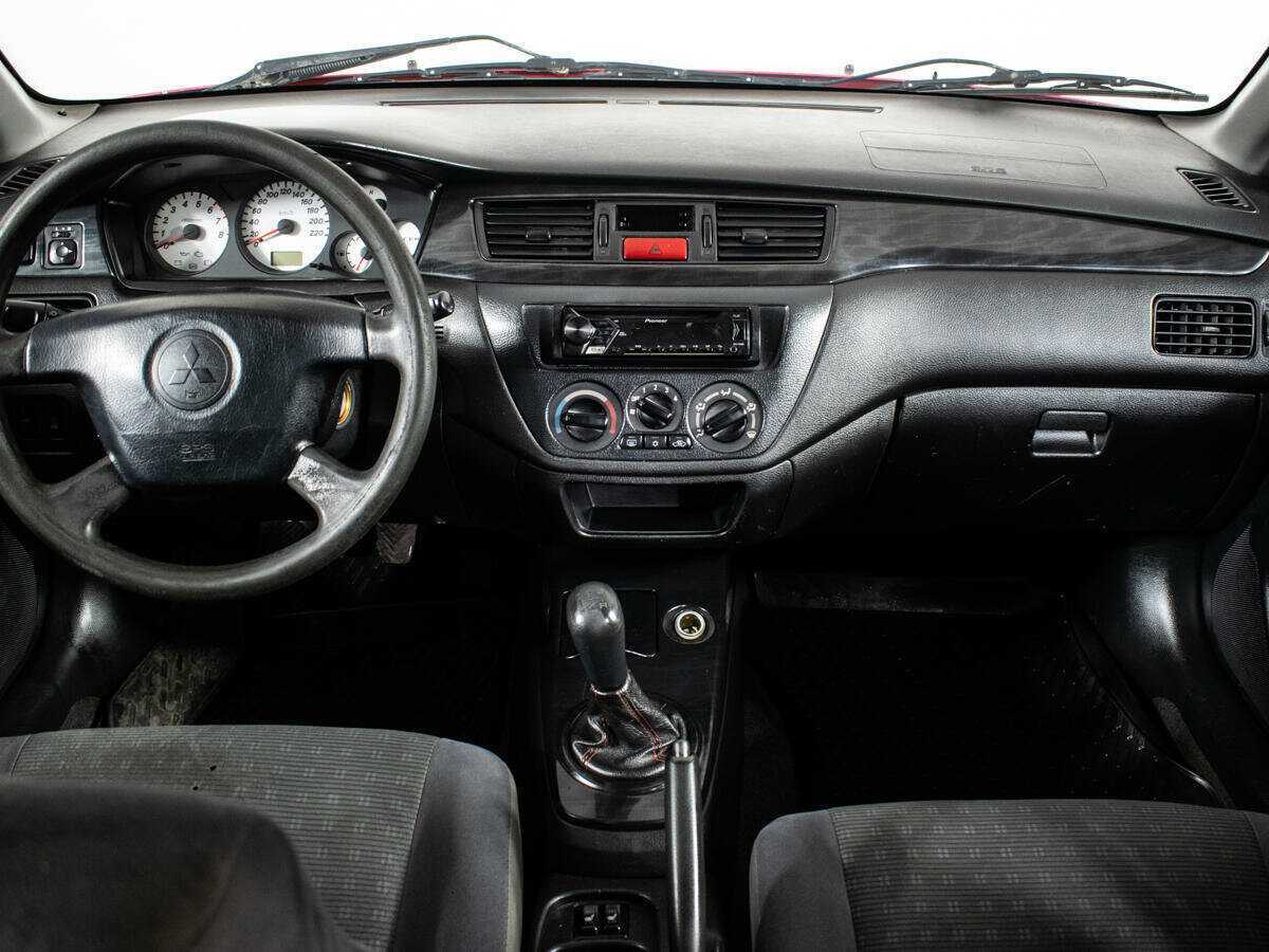 Купить Mitsubishi Lancer с пробегом. Фото: #11