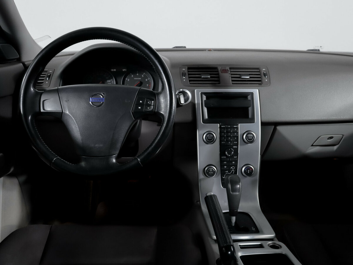 Купить Volvo S40 с пробегом. Фото: #11