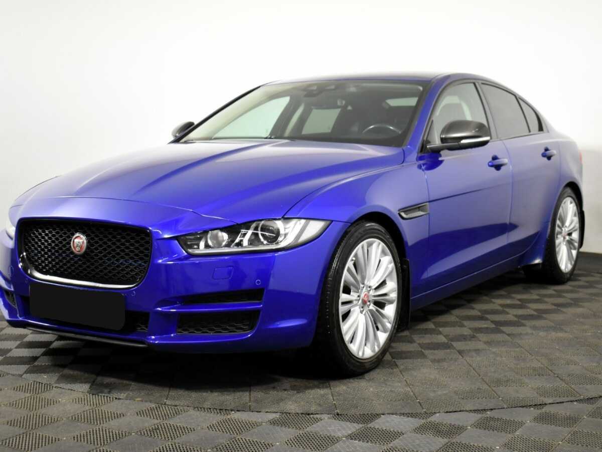 Купить Jaguar XE с пробегом. Фото: #0
