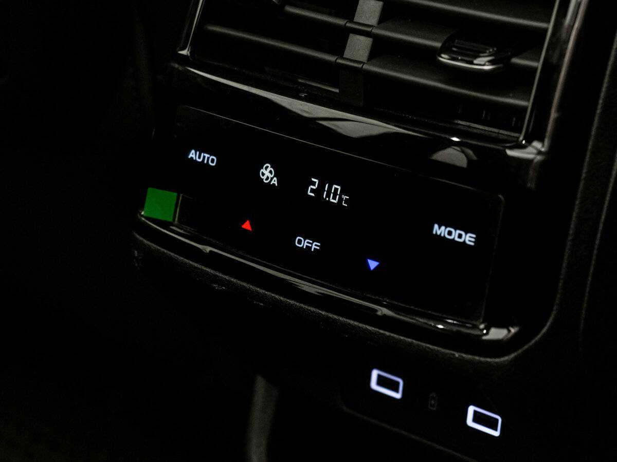 Купить Geely Monjaro с пробегом. Фото: #21