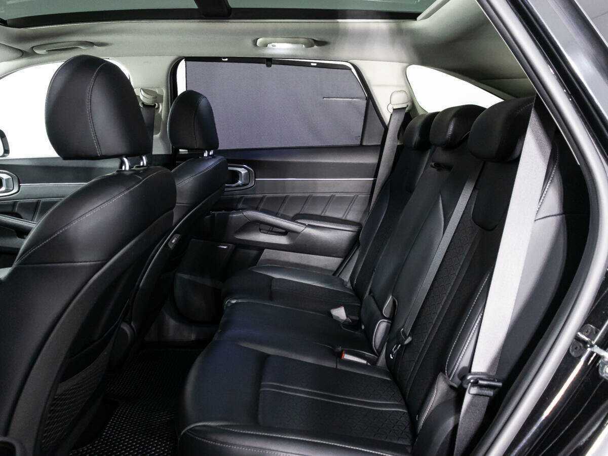 Купить Kia Sorento с пробегом. Фото: #9