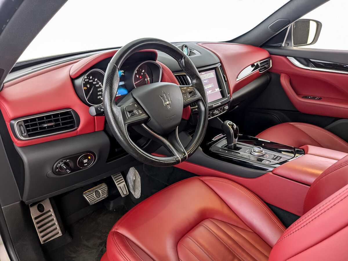 Купить Maserati Levante с пробегом. Фото: #13