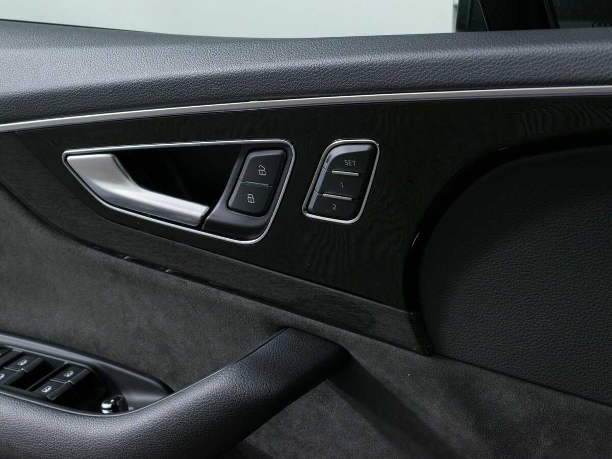 Купить Audi Q7 с пробегом. Фото: #19