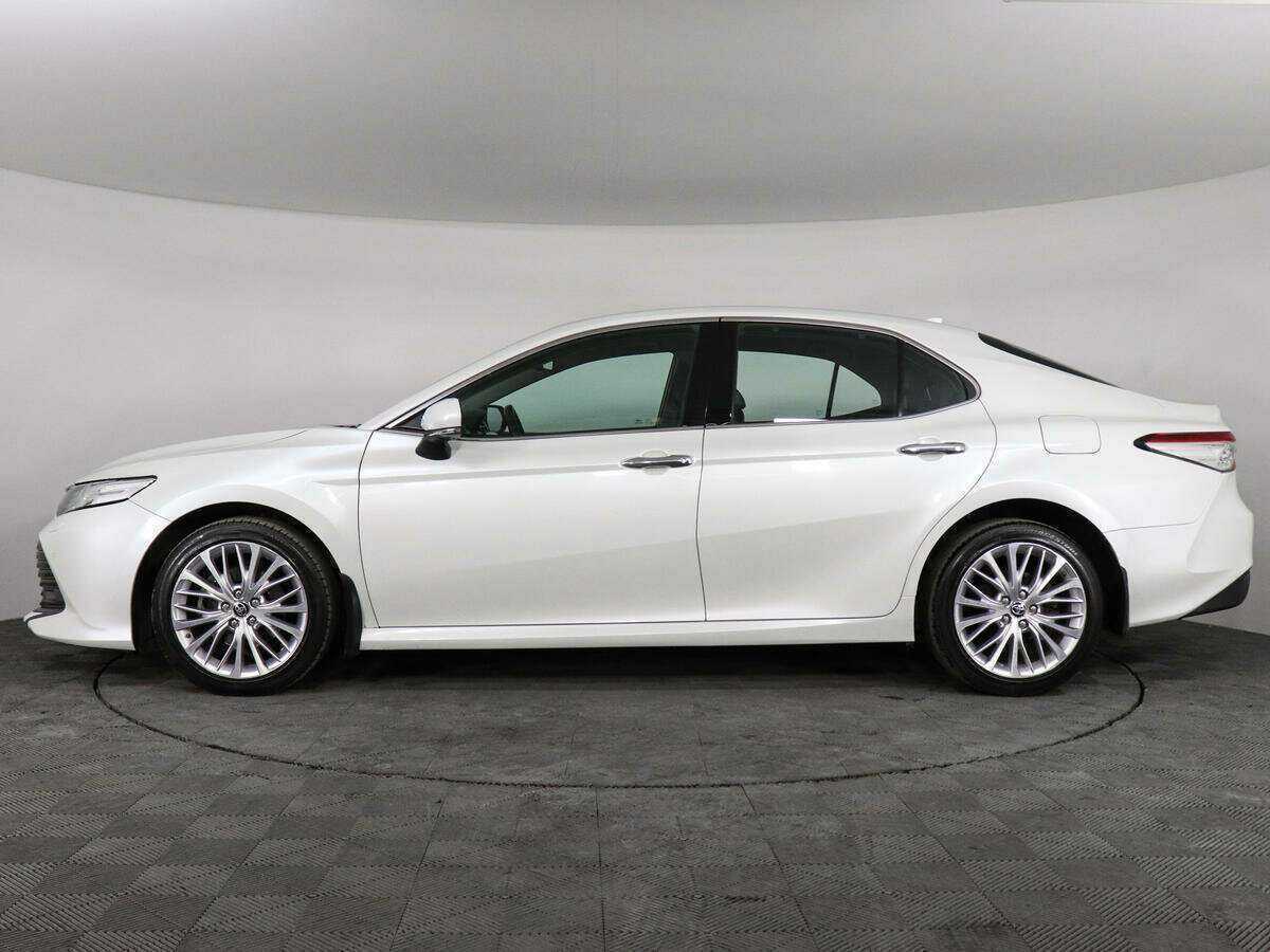 Купить Toyota Camry с пробегом. Фото: #6
