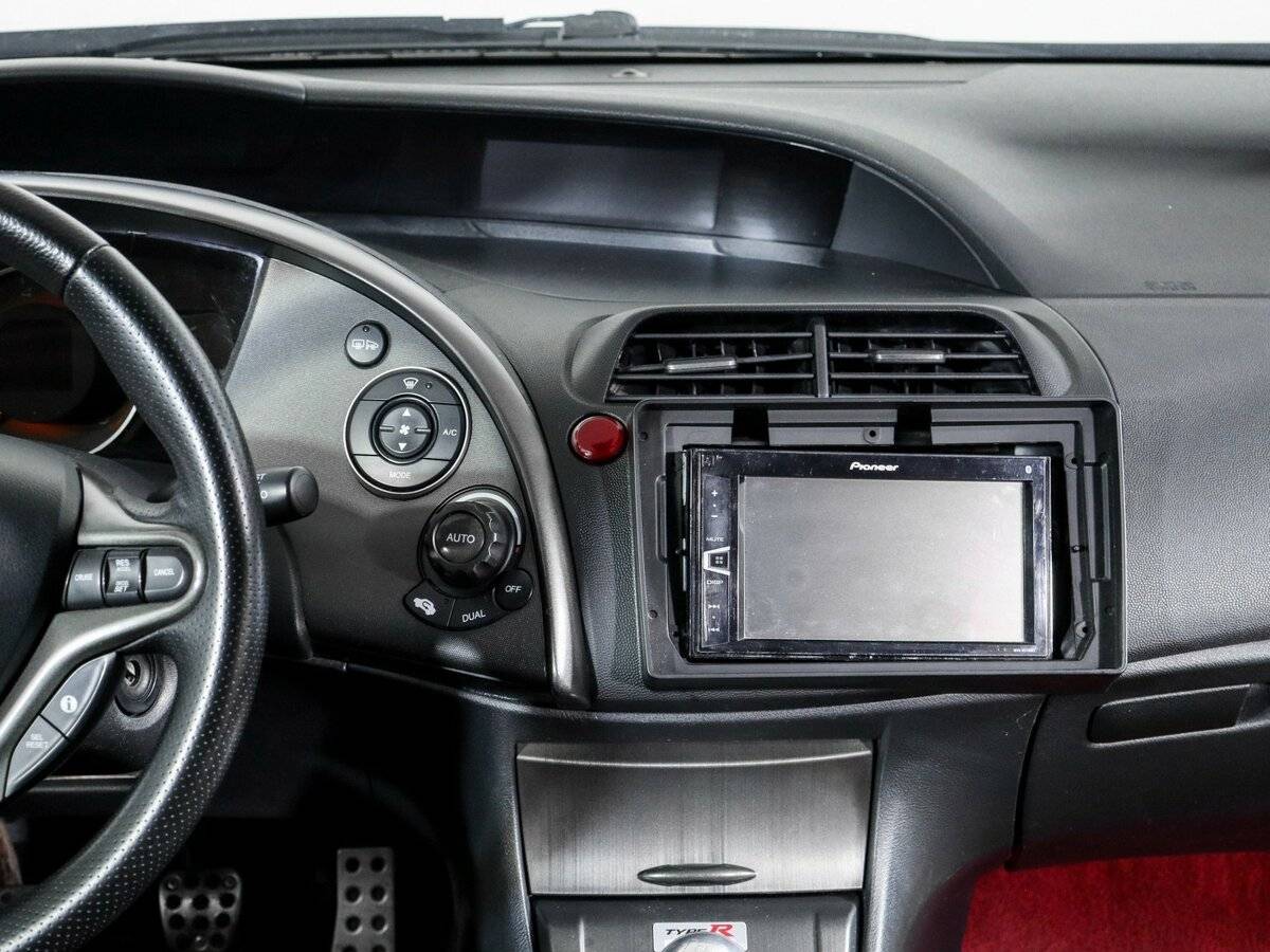 Купить Honda Civic Type R с пробегом. Фото: #12