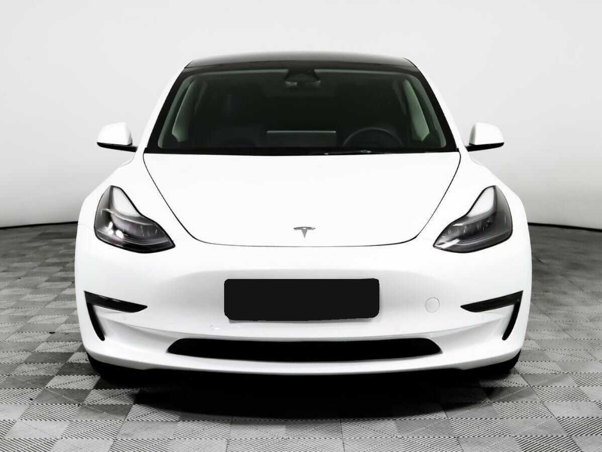 Купить Tesla Model 3 с пробегом. Фото: #1