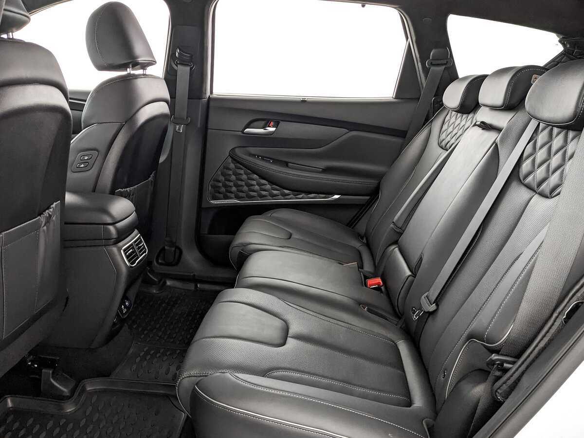 Купить Hyundai Santa Fe с пробегом. Фото: #12