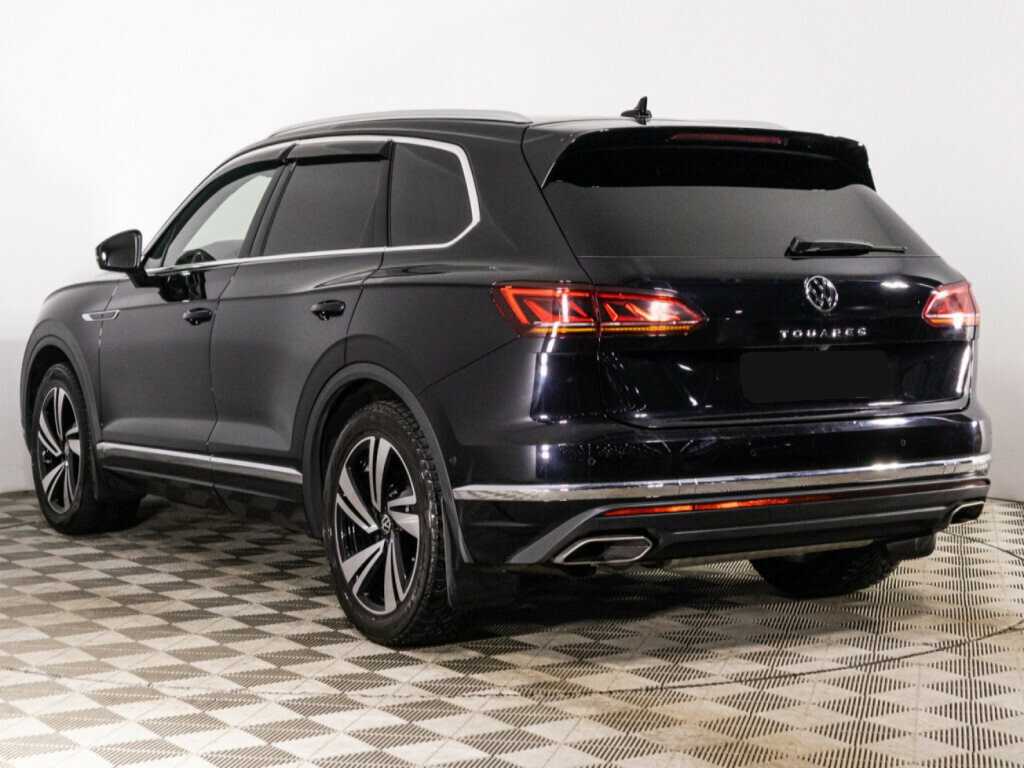 Купить Volkswagen Touareg с пробегом. Фото: #6