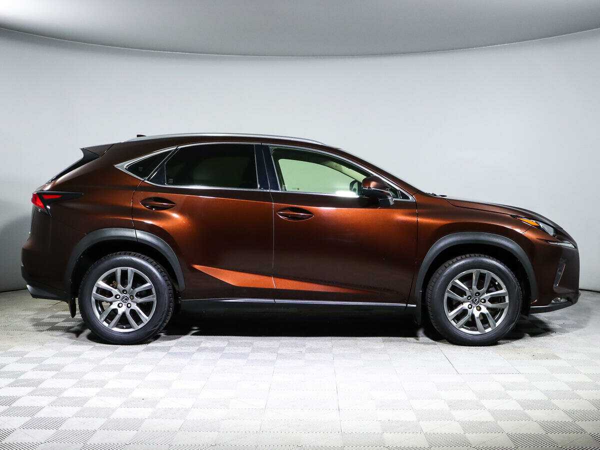 Купить Lexus NX с пробегом. Фото: #3