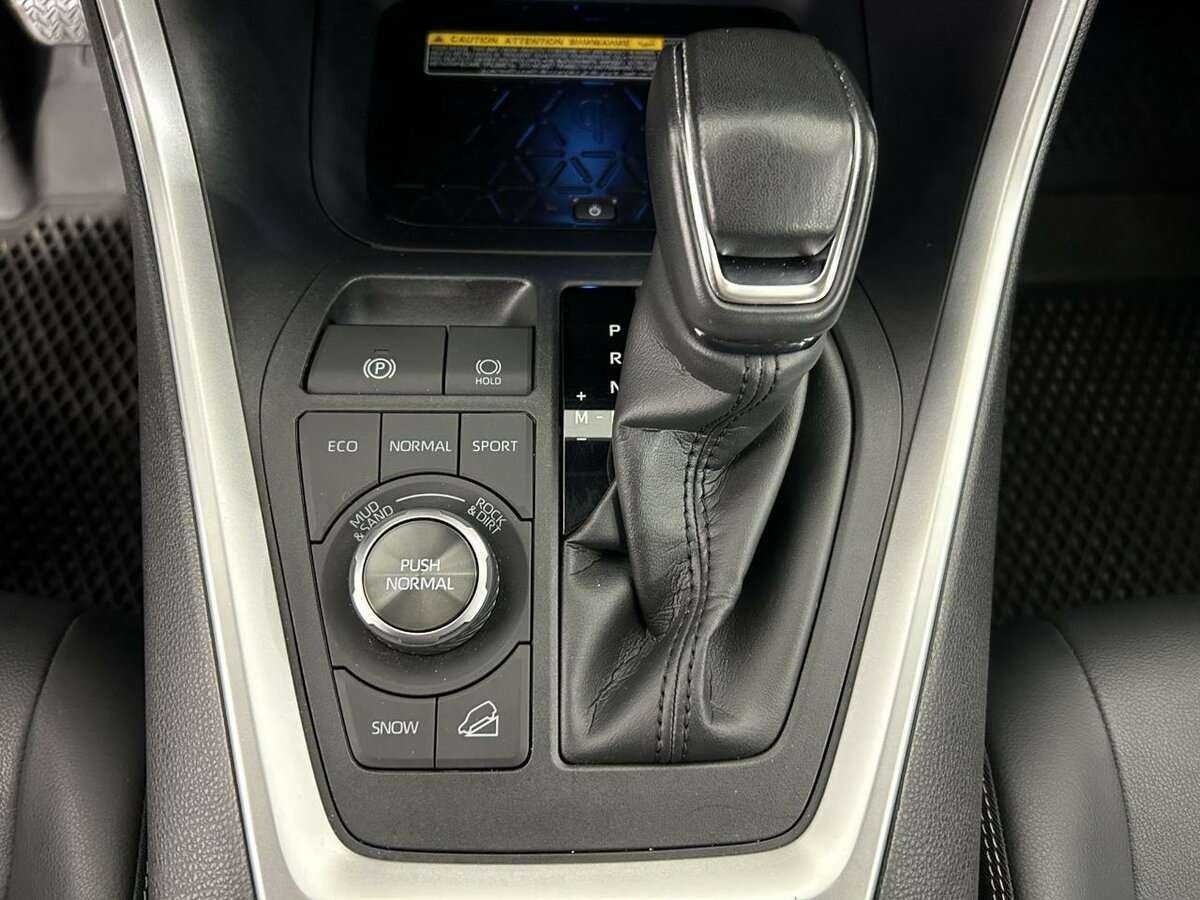 Купить Toyota RAV4 с пробегом. Фото: #12