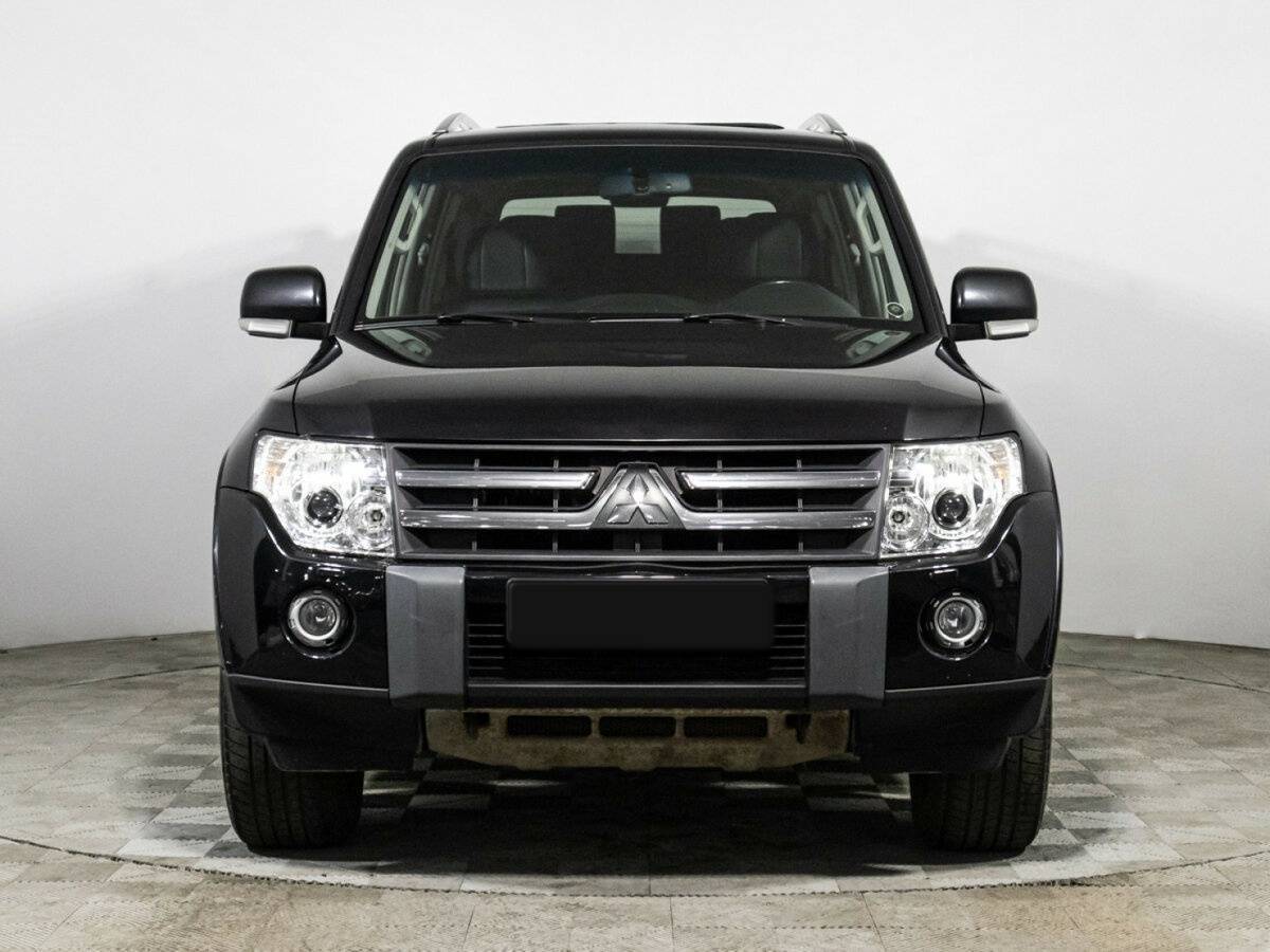 Купить Mitsubishi Pajero с пробегом. Фото: #1