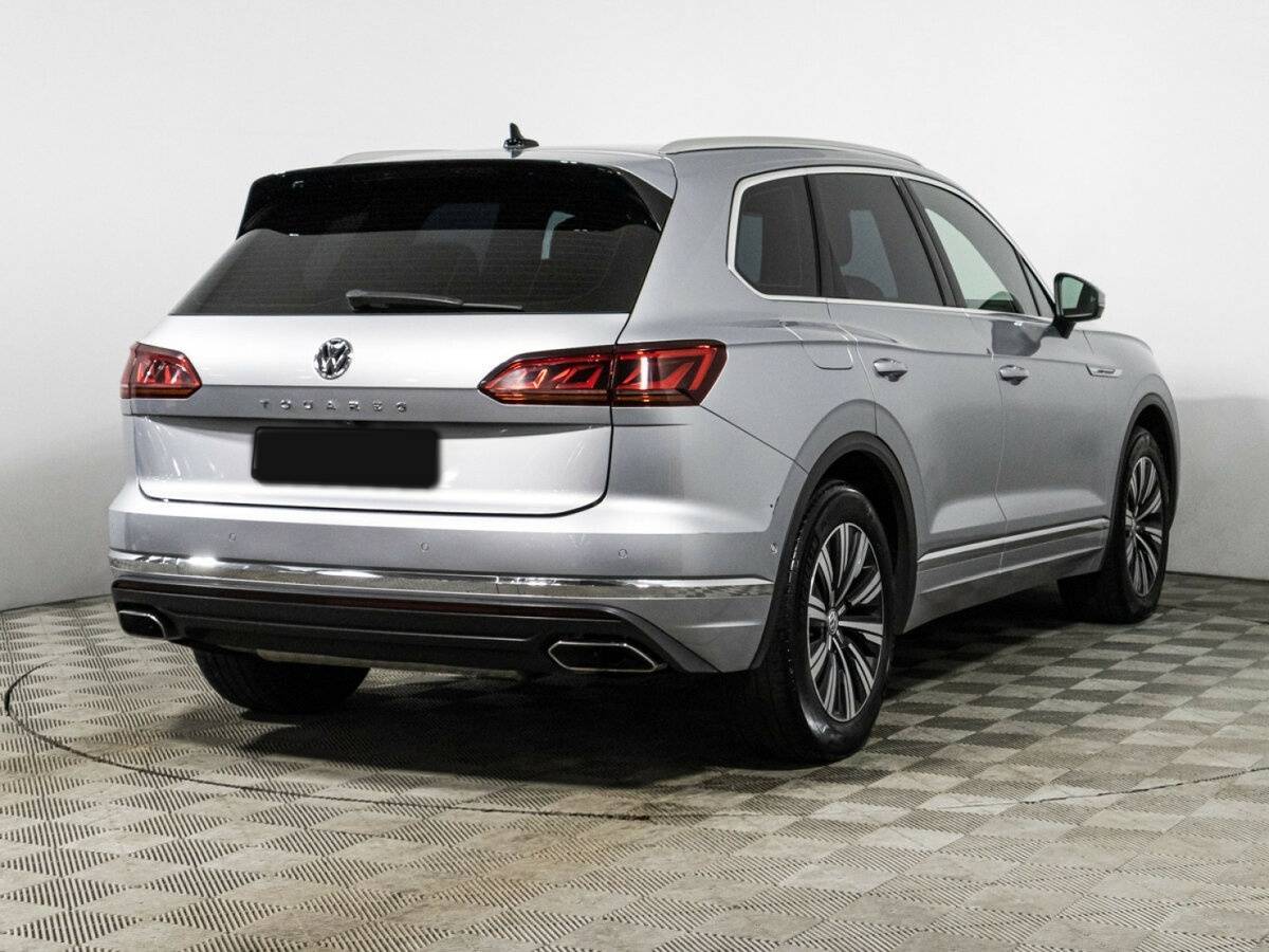 Купить Volkswagen Touareg с пробегом. Фото: #4