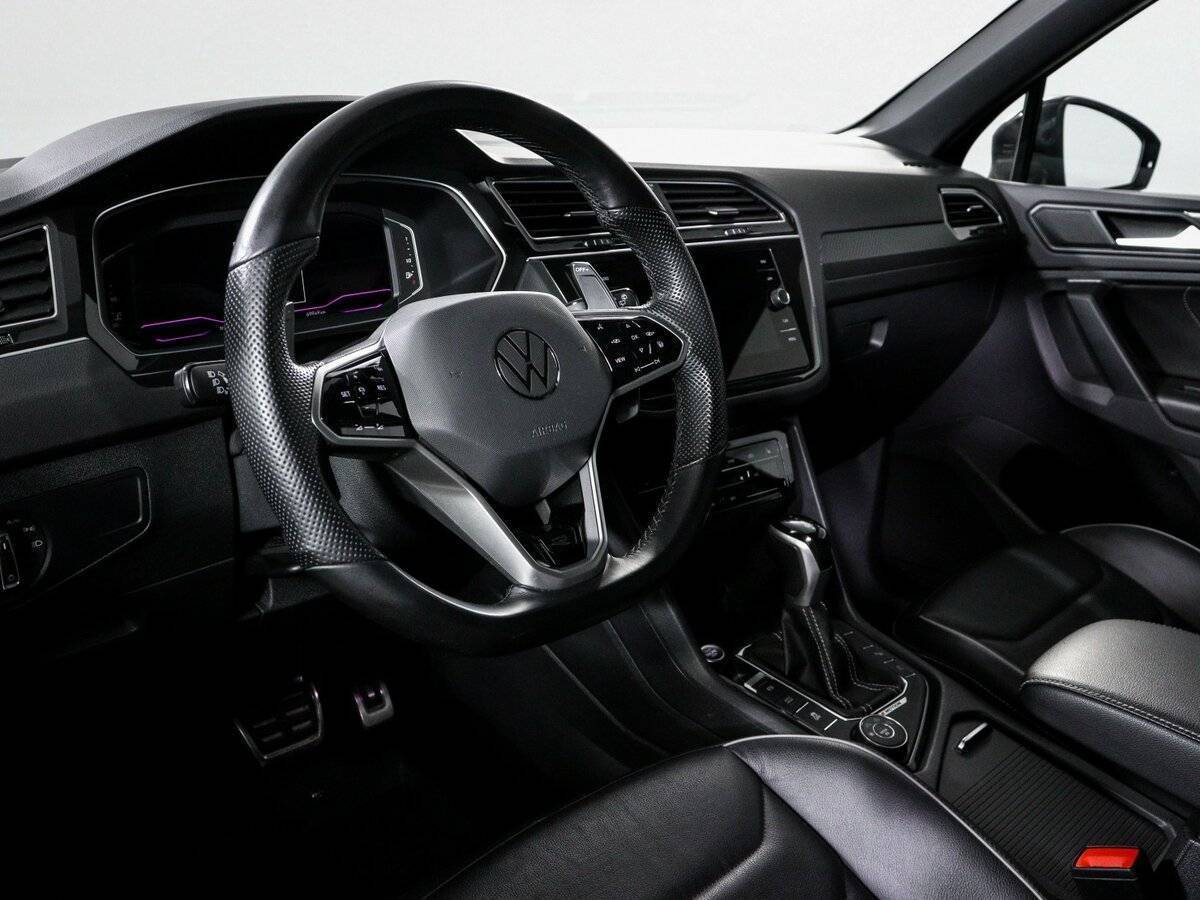 Купить Volkswagen Tiguan с пробегом. Фото: #10