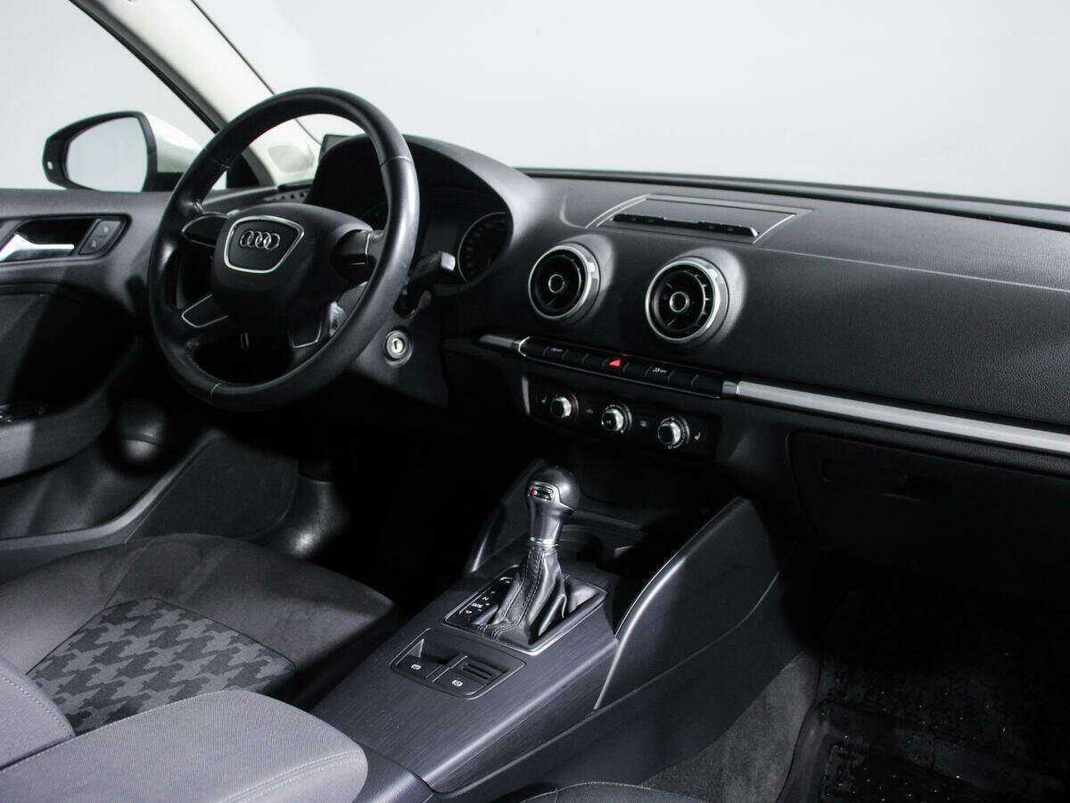 Купить Audi A3 с пробегом. Фото: #8