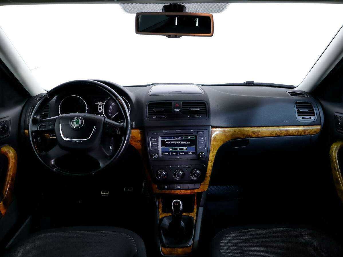 Купить Skoda Yeti с пробегом. Фото: #9