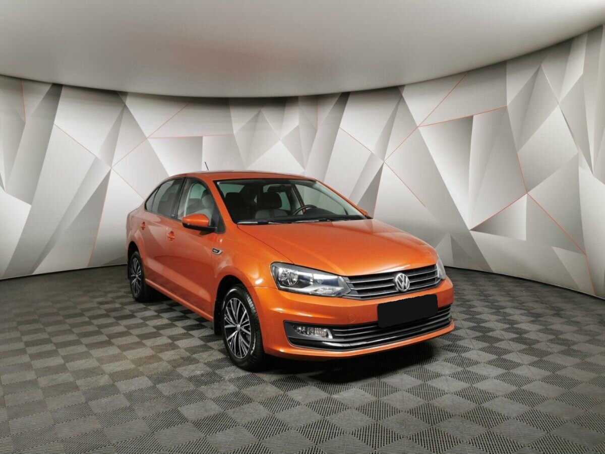 Купить Volkswagen Polo с пробегом. Фото: #2