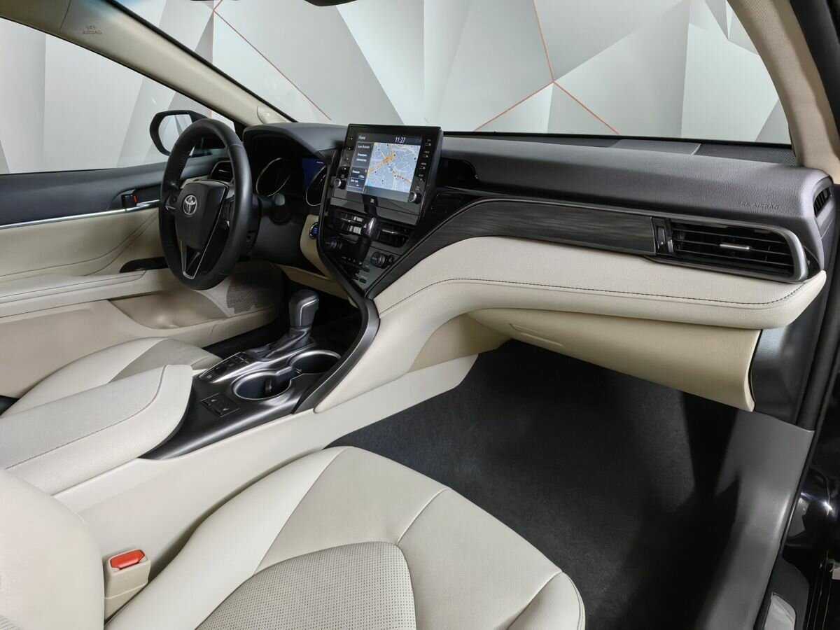 Купить Toyota Camry с пробегом. Фото: #8