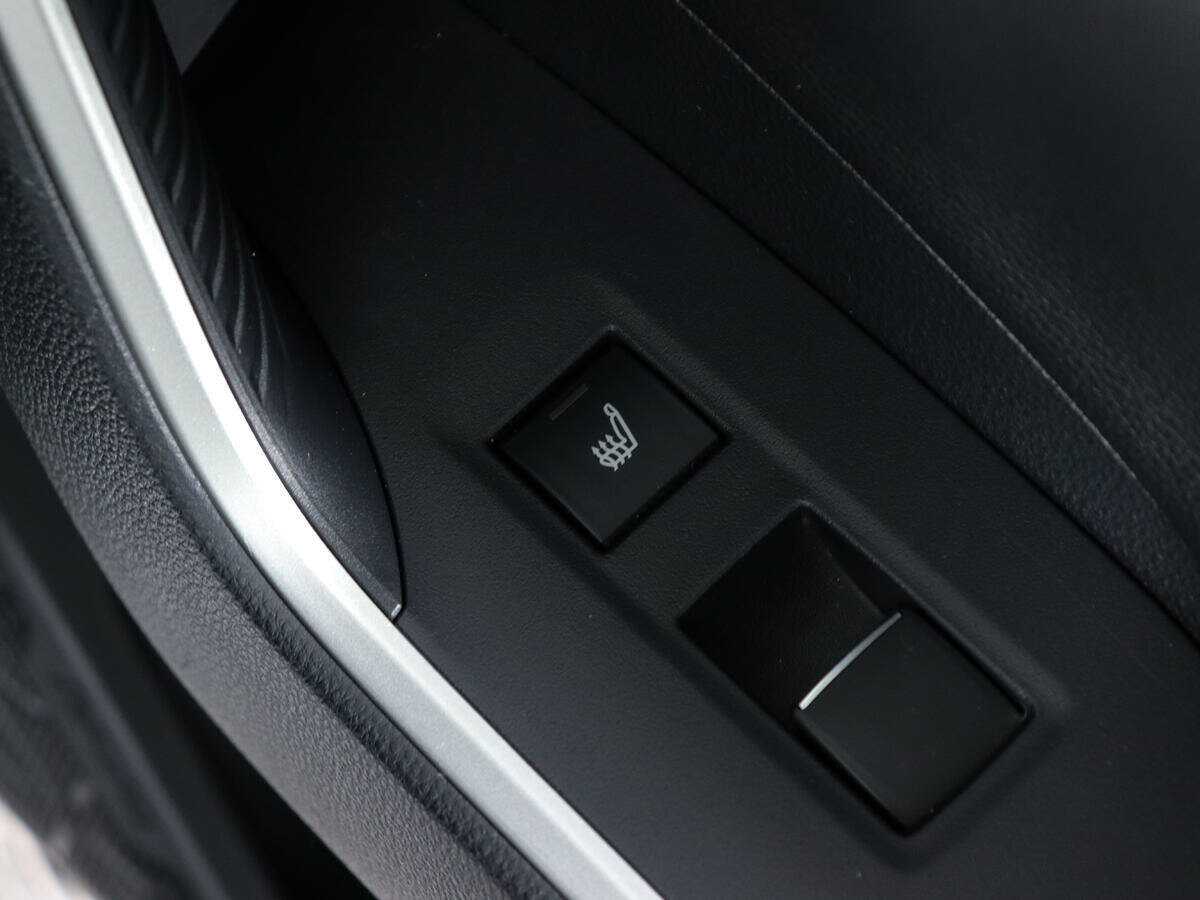 Купить Toyota RAV4 с пробегом. Фото: #13