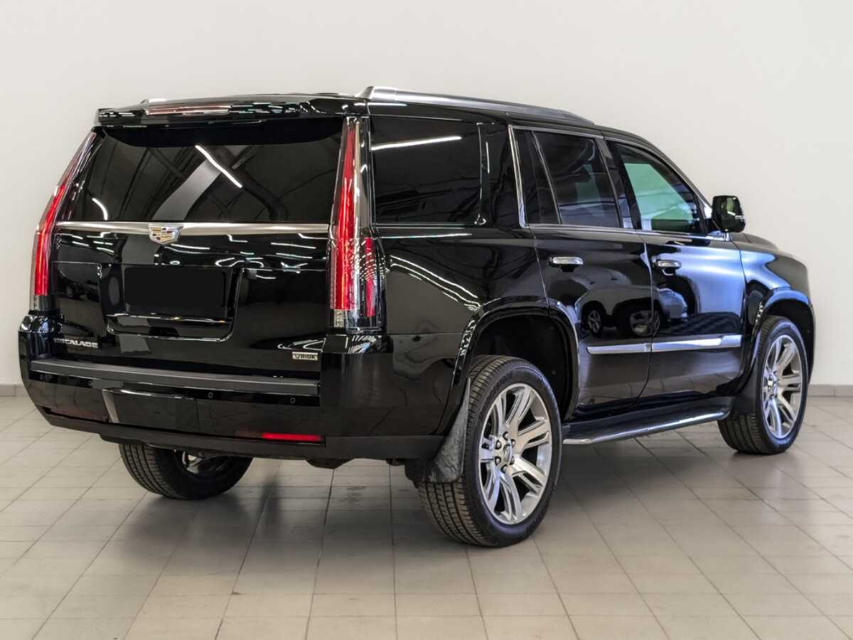 Купить Cadillac Escalade с пробегом. Фото: #4