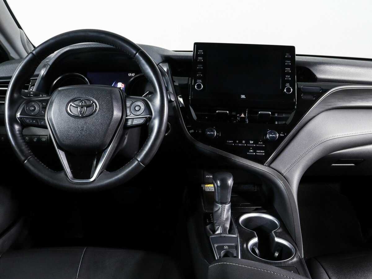 Купить Toyota Camry с пробегом. Фото: #8