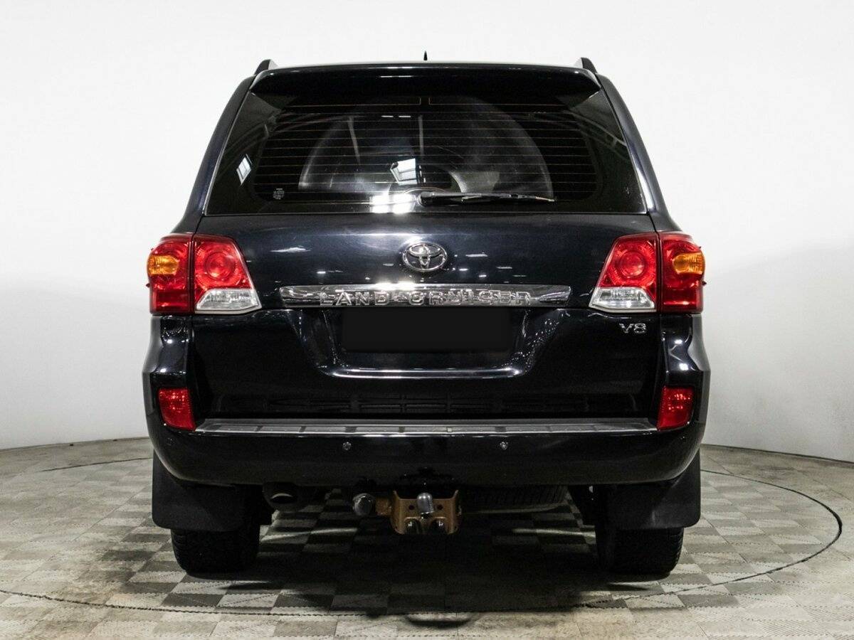 Купить Toyota Land Cruiser с пробегом. Фото: #4