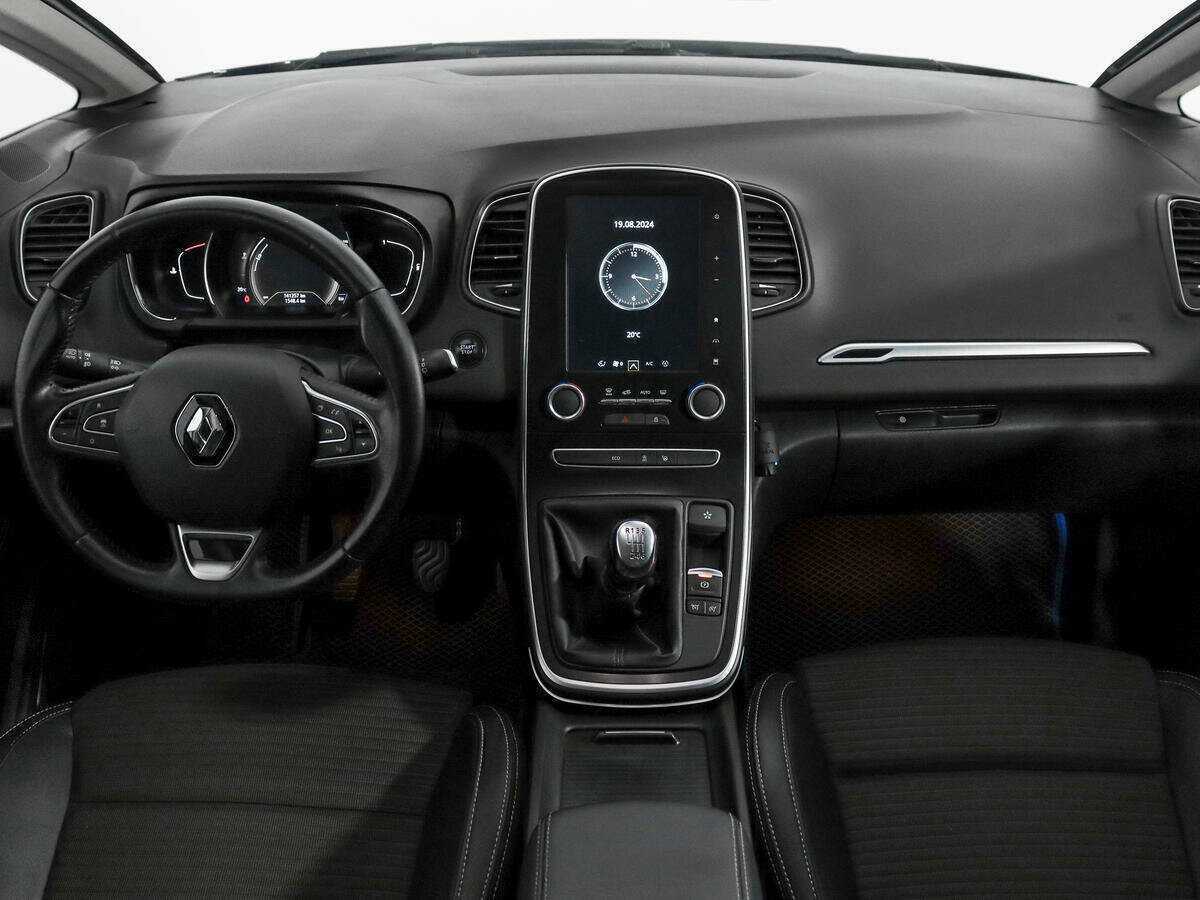 Купить Renault Scenic с пробегом. Фото: #12