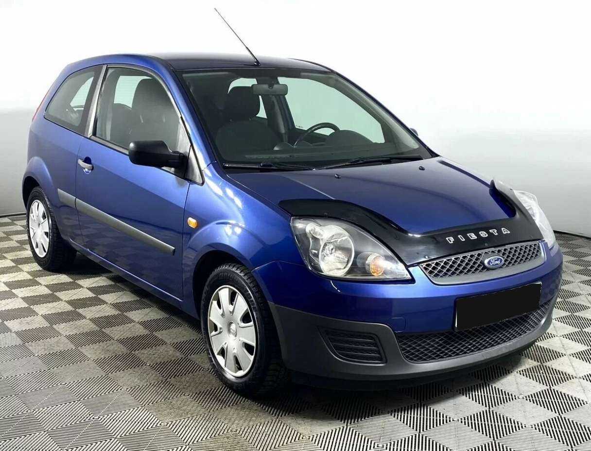Купить Ford Fiesta с пробегом. Фото: #2