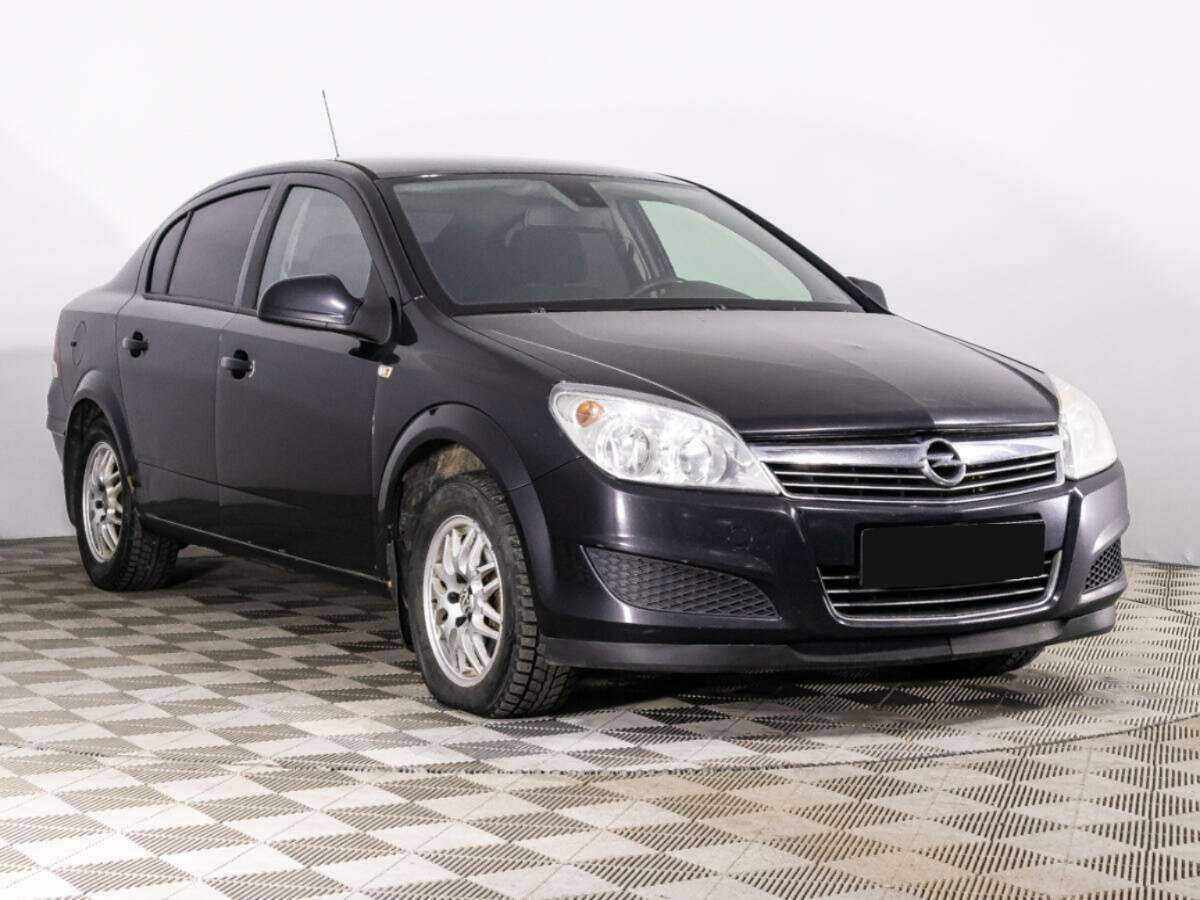 Купить Opel Astra с пробегом. Фото: #2