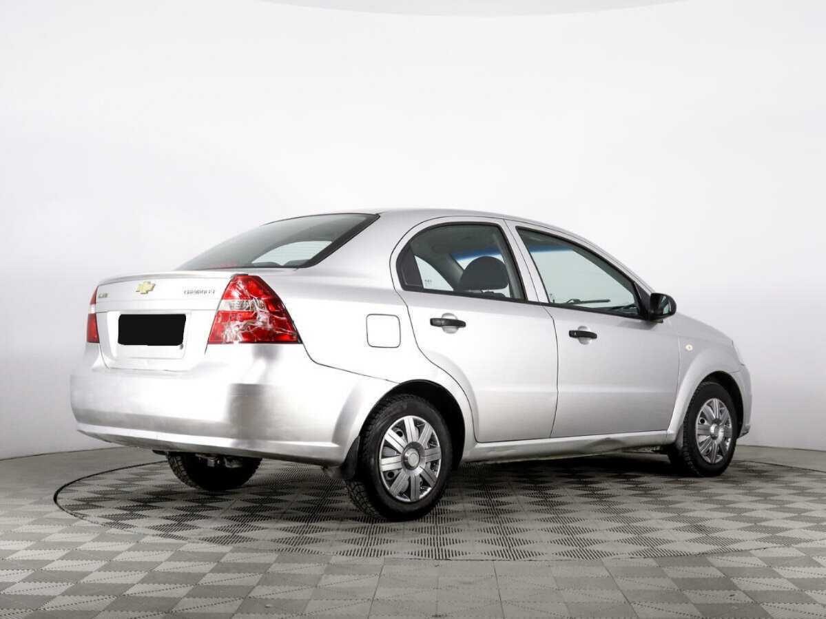 Купить Chevrolet Aveo с пробегом. Фото: #4