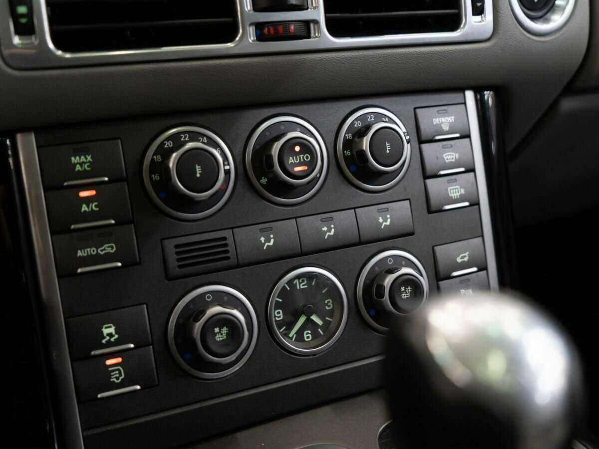 Купить Land Rover Range Rover с пробегом. Фото: #15