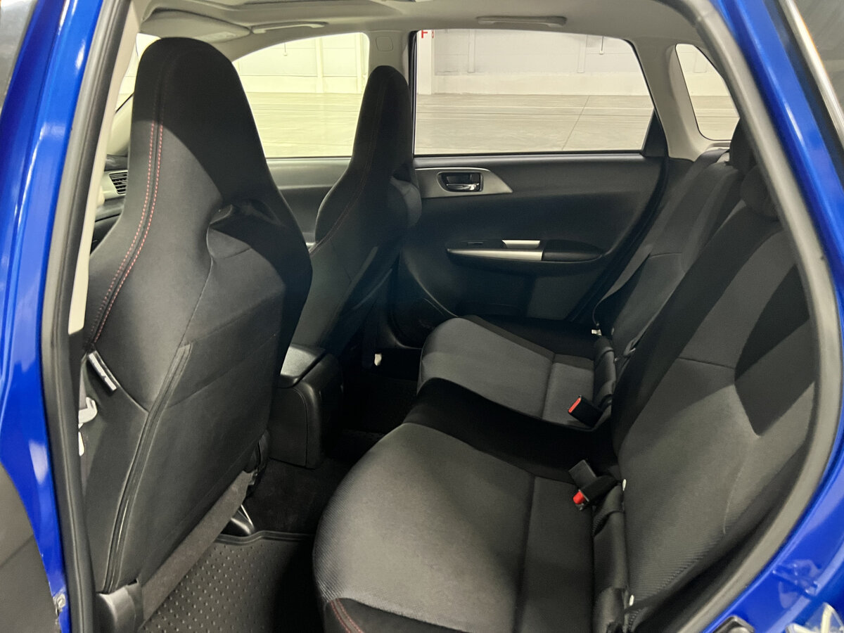 Купить Subaru Impreza WRX с пробегом. Фото: #11